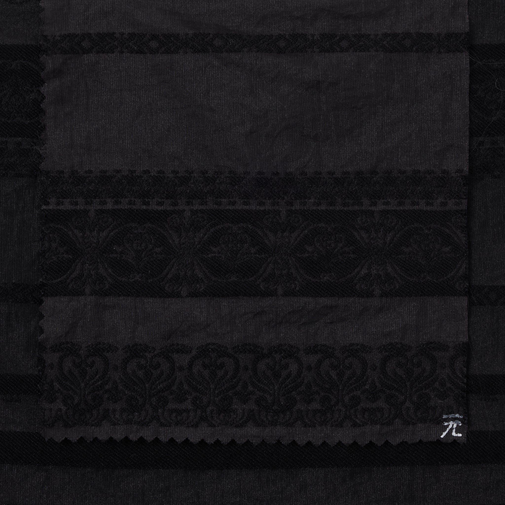 Noir Veil